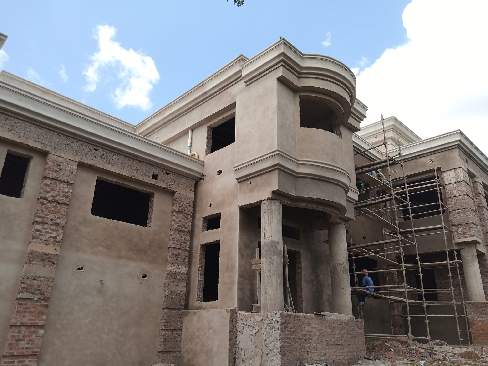 Luxury private residence project by Martcosy Construction